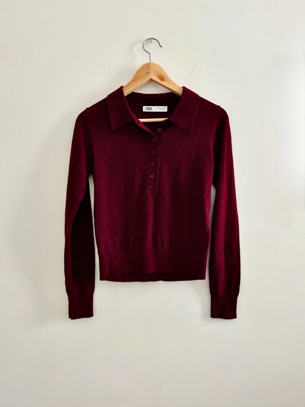 Zara Button Up Henley Polo Sweater in Deep Red, Size Small